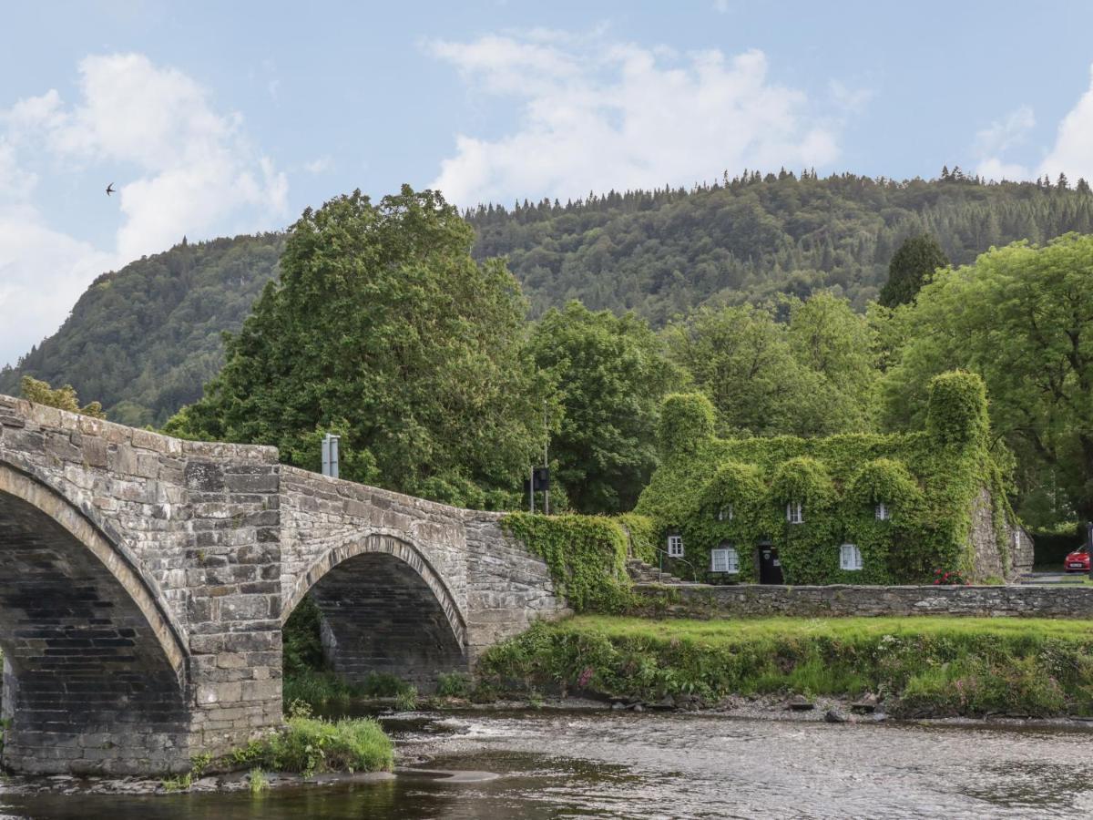 Ty Capel Villa Betws-y-Coed Buitenkant foto